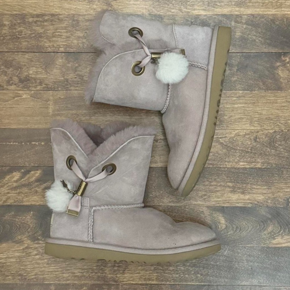 Girls’ blush pink UGG boo